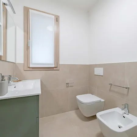 Apartmentsgarda - Residenza Eleonora * Garda (Verona)