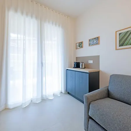 Apartmentsgarda - Residenza Eleonora Apartment