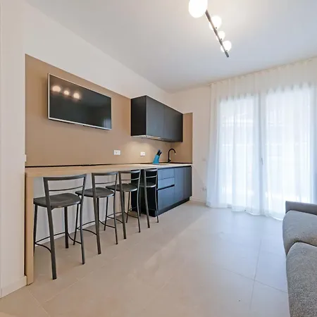 Apartmentsgarda - Residenza Eleonora Apartment Garda (Verona)