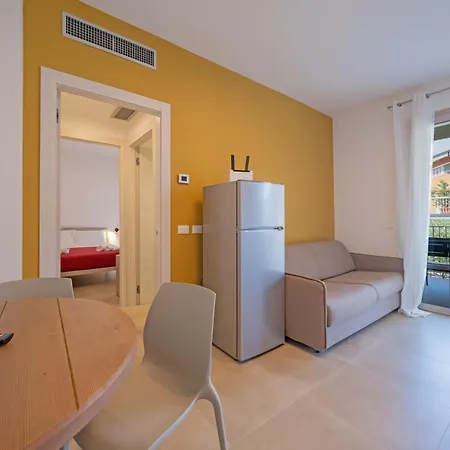 Apartmentsgarda - Residenza Eleonora * Garda (Verona)