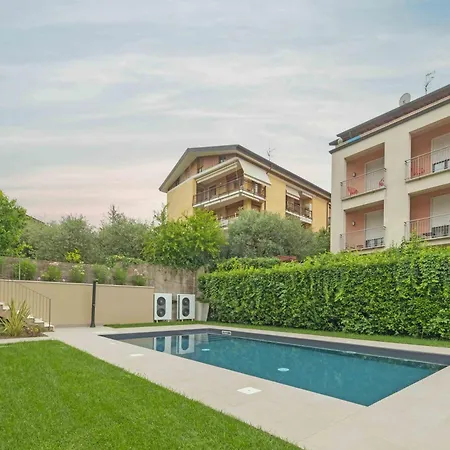 Apartmentsgarda - Residenza Eleonora Apartment