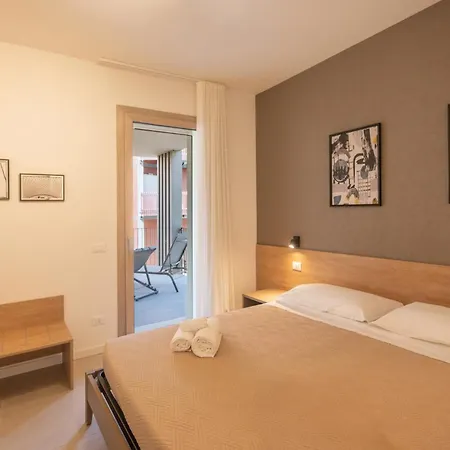 Apartmentsgarda - Residenza Eleonora Lägenhet